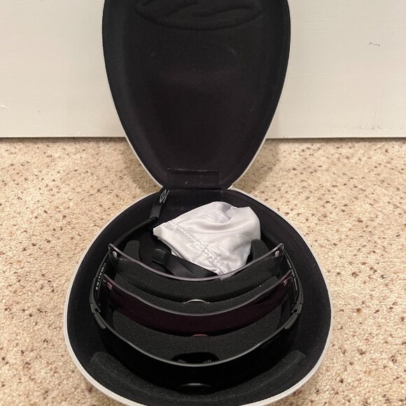 Smith Evolve Pivlock Sunglasses - Picture 2 of 14